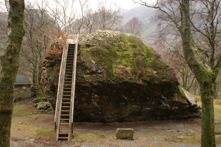 Another view of the Bowder Stone