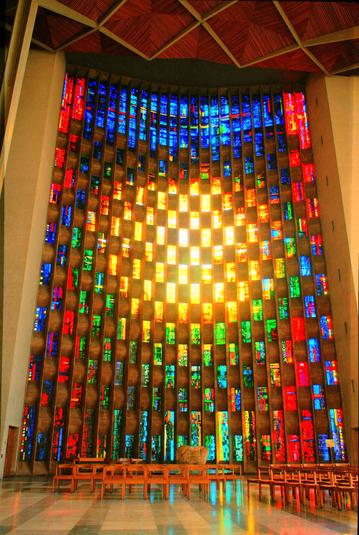 The main window of the new cathedral - HDR style