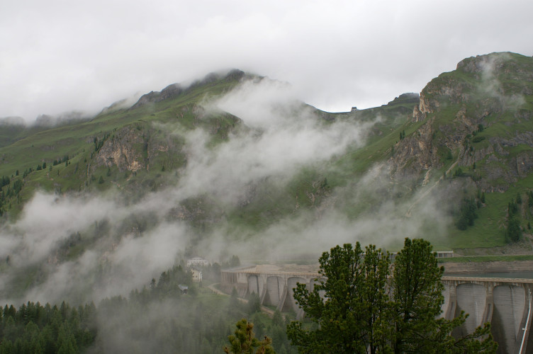 Clouds in the valley